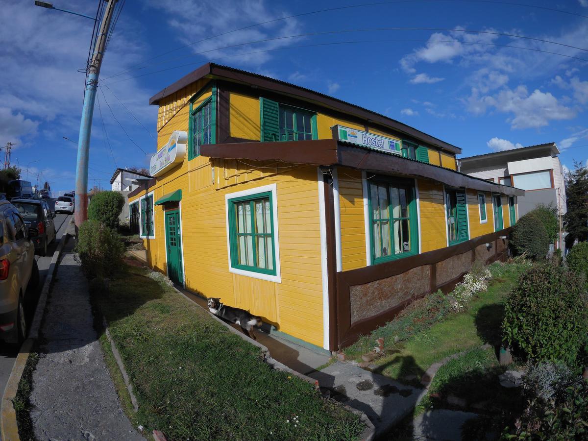 Amanecer de la Bahía Hostel Ushuaia Bagian luar foto