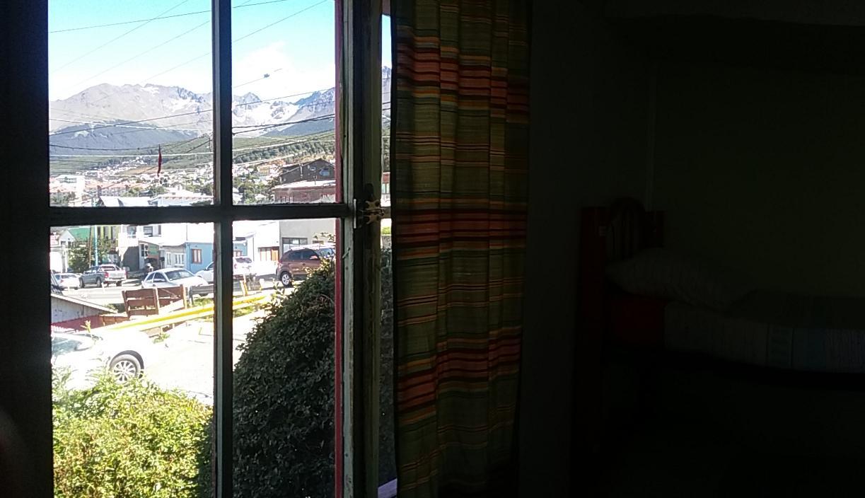 Amanecer de la Bahía Hostel Ushuaia Bagian luar foto